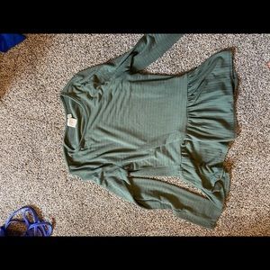 Green fit and flare long sleeve top